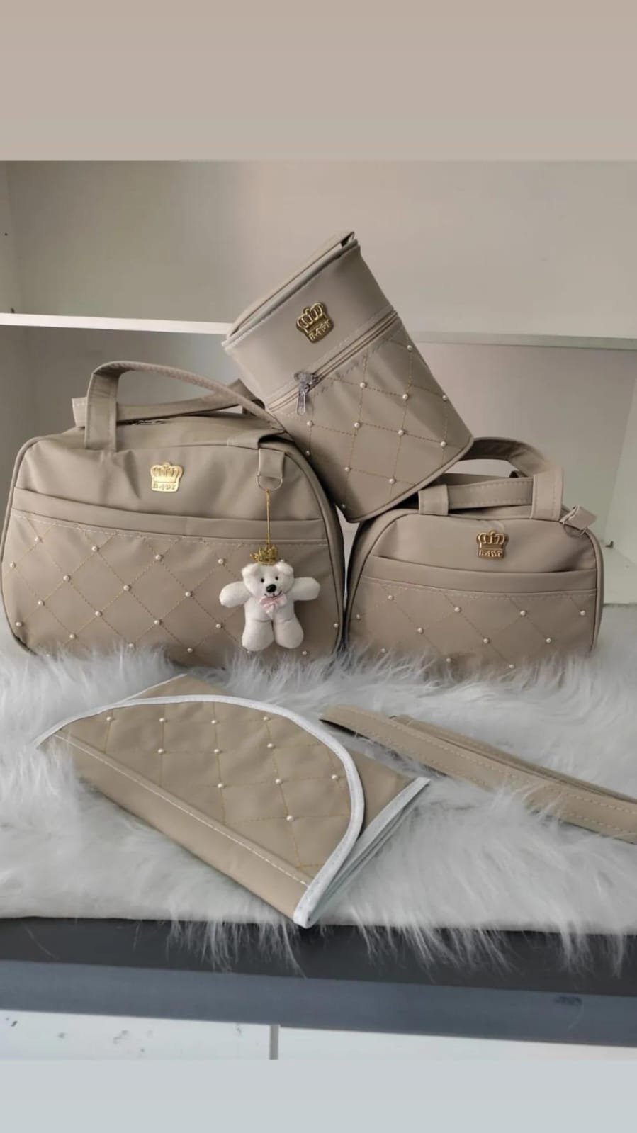 Kit Luxo Essencial 4 Peças – Bolsas Térmicas & Impermeáveis com Design Exclusivo